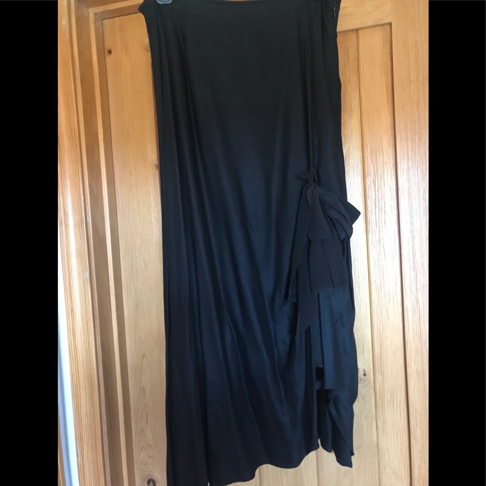 Black Crepe Side Tie Bow Midi Skirt